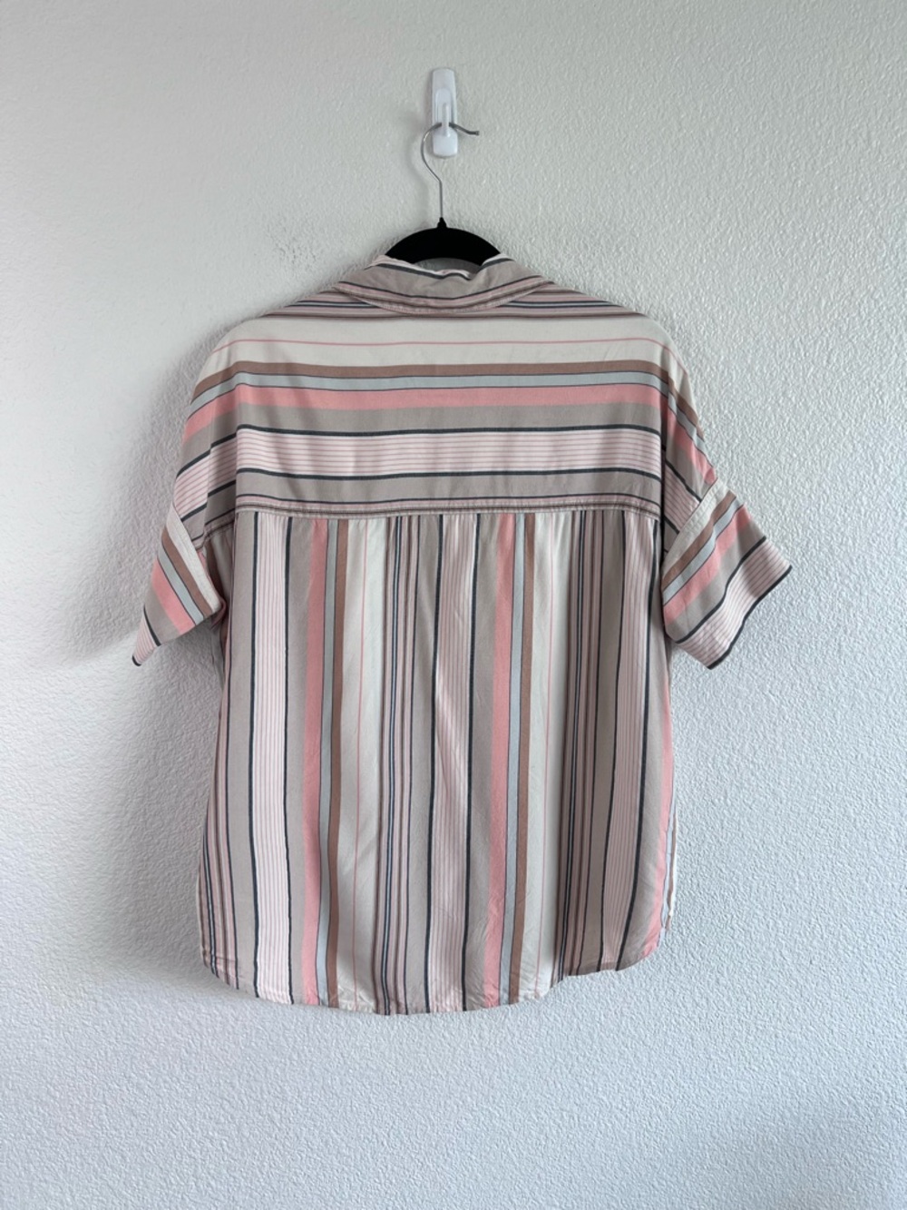 Madewell Women's Courier Button Down Short Sleeve Blouse in Aldwin Stripe - Picture 6 of 10